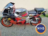 SUZUKI GSXR 600 SRAD ! variante MOTO / AUTO - 2