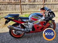 SUZUKI GSXR 600 SRAD ! variante MOTO / AUTO - 3