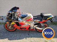 SUZUKI GSXR 600 SRAD ! variante MOTO / AUTO - 8