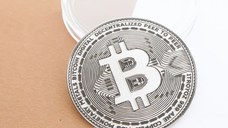 Moneda Bitcoin 3cm din Argint 925 personalizabila