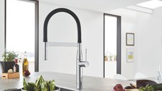 Baterie bucatarie Grohe Essence, 3/8'', monocomanda, dus extractabil, pivotanta, crom - 30294000