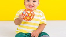 Bright Starts - Jucarie zornaitoare Oball Minge Rattle™