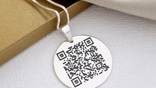 Lantisor cu pandantiv banut - personalizat cu QR code - Argint 925