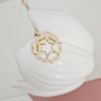 Lantisor personalizat - O stea intre inimi - Gravura 3 nume - Argint 925 placat cu Aur Galben 18K - 1