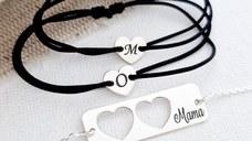 Set 3 bratari personalizate - Mama cu 2 fete - Placuta cu lantisor si 2 Inimioare decupate cu snur - Argint 925