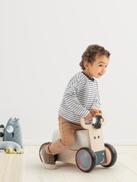 Masinuta ride-on, premergator si carucior de jucarii MamaToyz DriveMe Soft, Vacuta - Jucarie din lemn 3 in 1 - 5