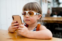 Ochelari cu protecție ecran pentru copii MOKKI Click & Change ScreenSafe, 2-5 ani, alb - 7