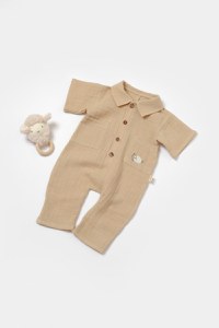 Salopeta cu maneca scurta si nasturei Sheep, 100% bumbac - Apricot, BabyCosy - 1