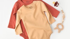 Set 2 body-uri cu maneca lunga bebe unisex -100% bumbac organic - Mustar/Scortisoara, BabyCosy