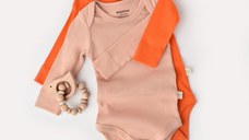 Set 2 body-uri cu maneca lunga bebe unisex din bumbac organic si modal - Rodie/Piersica, BabyCosy