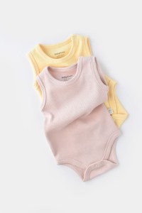 Set 2 body-uri fara maneci bebe unisex -100% bumbac organic - Galben/Roz, BabyCosy - 3