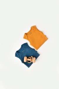 Set 2 body-uri fara maneci bebe unisex din bumbac organic si modal - Bleumarin/Sofran, BabyCosy - 2