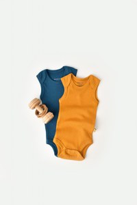 Set 2 body-uri fara maneci bebe unisex din bumbac organic si modal - Bleumarin/Sofran, BabyCosy - 1