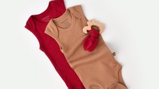 Set 2 body-uri fara maneci bebe unisex din bumbac organic si modal - Maro/Rosu, BabyCosy