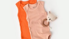 Set 2 body-uri fara maneci bebe unisex din bumbac organic si modal - Rodie/Piersica, BabyCosy