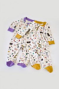 Set 2 salopetele cu maneca lunga si pantaloni cu botosei si fermoar - 100%bumbac organic - Galben si Mov, BabyCosy - 1