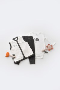 Set 3 piese Broscuta cu body, pantalonasi si vestuta din 80%bumbac organic si 20% poliester - Antracit, BabyCosy - 2