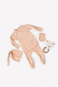 Set 4 piese: bluza, pantaloni, caciulita si manusi din bumbac organic si modal - Somon, BabyCosy - 1