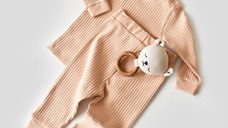 Set bluzita cu maneca lunga si pantaloni lungi din bumbac organic si 5% elastan - Bej inchis BabyCosy