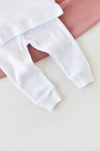 Set bluzita cu maneca lunga si pantaloni lungi din bumbac organic si modal - Alb BabyCosy - 3