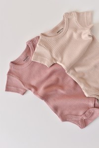 Set de 2 body-uri cu maneca scurta din bumbac organic si modal - Roz/Blush BabyCosy - 3