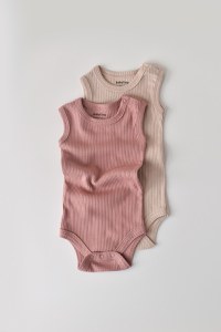 Set de 2 body-uri fara maneci din bumbac organic si modal - Roz/Blush BabyCosy - 1