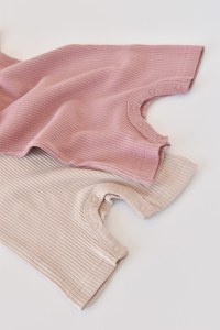 Set de 2 salopetele cu maneca scurta din bumbac organic si modal - Roz/ Blush BabyCosy - 9