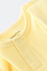 Set tricou cu pantaloni scurti - 100% bumbac organic - Galben, BabyCosy - 4