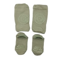 Set protectii anti-alunecare bebe, genunchiere si sosete, Verde - 1