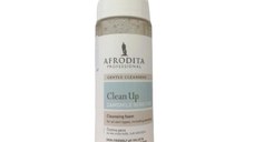 Cosmetica Afrodita - Spuma de curatare CAMOMILE pentru tipurile de ten sensibil 200 ml