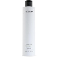 Sampon pentru Volum - Green Light Volumizing Shampoo, 250 ml - 1