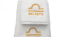 Set 2 Prosoape baie cu broderie Balanta, bumbac 100% (Culoare Broderie: Albastru, Culoare Prosop: Roz)